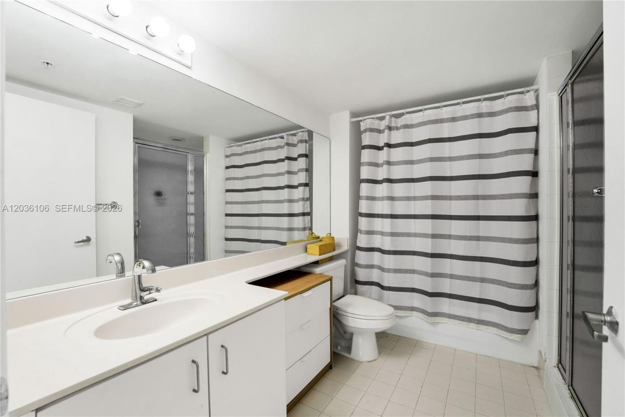 650 West Ave , Unit 704, Miami Beach, FL 33139 Photo