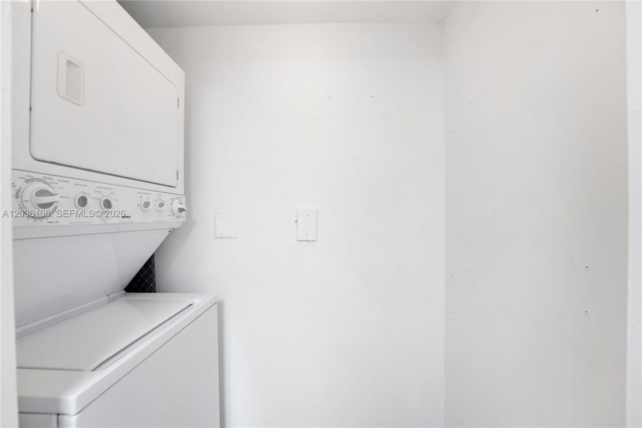 650 West Ave , Unit 704, Miami Beach, FL 33139 Photo