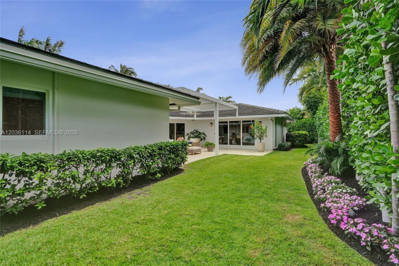 2701 NE 30th St, Fort Lauderdale, FL 33306 Photo