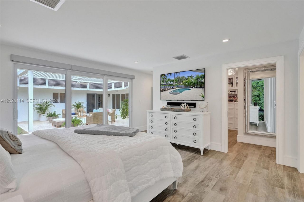 2701 NE 30th St, Fort Lauderdale, FL 33306 Photo