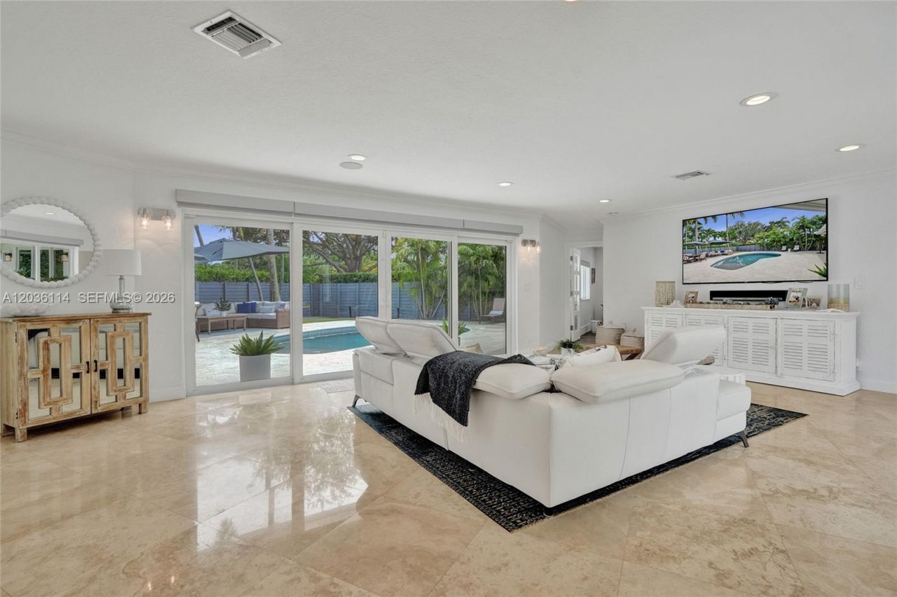 2701 NE 30th St, Fort Lauderdale, FL 33306 Photo