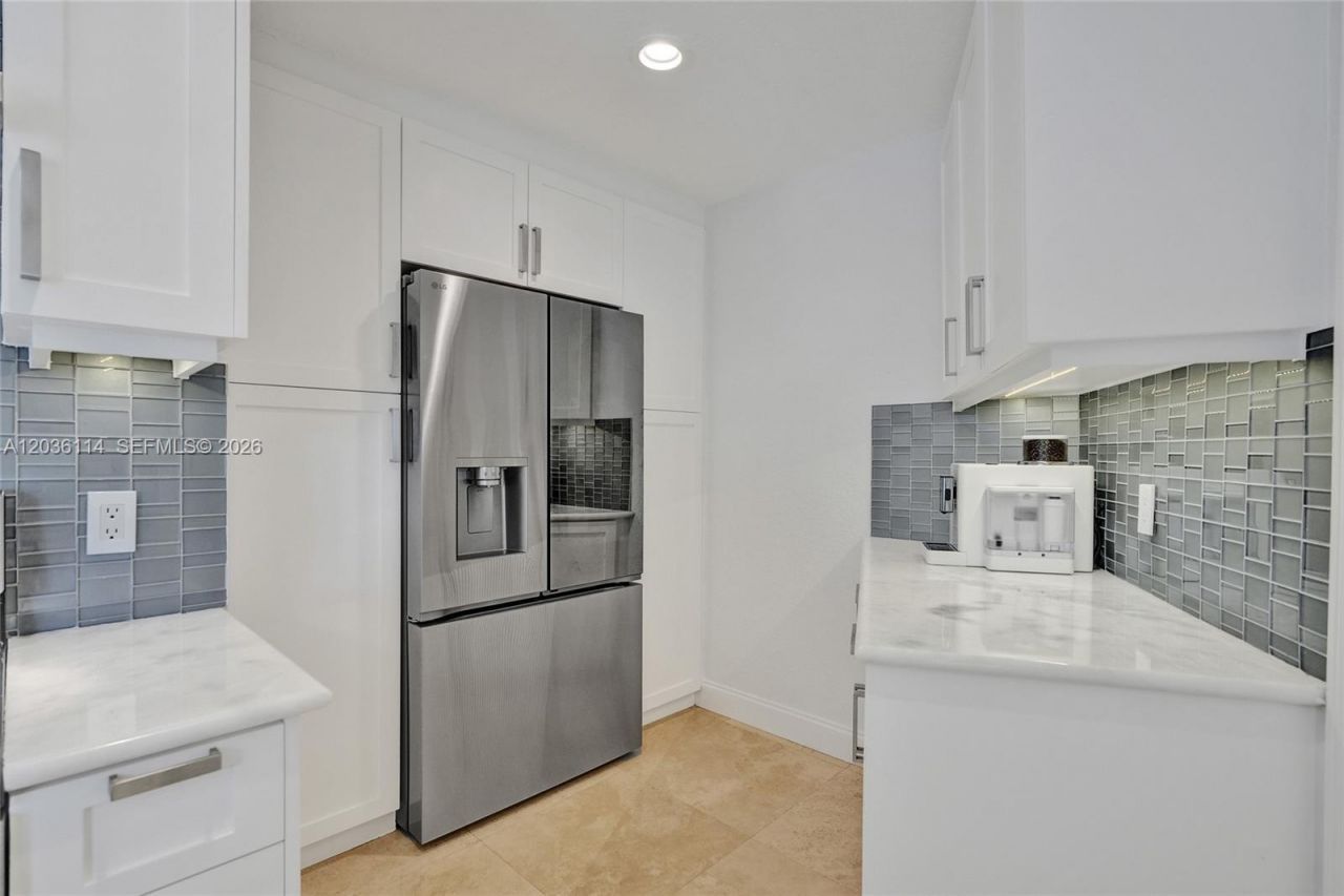 2701 NE 30th St, Fort Lauderdale, FL 33306 Photo