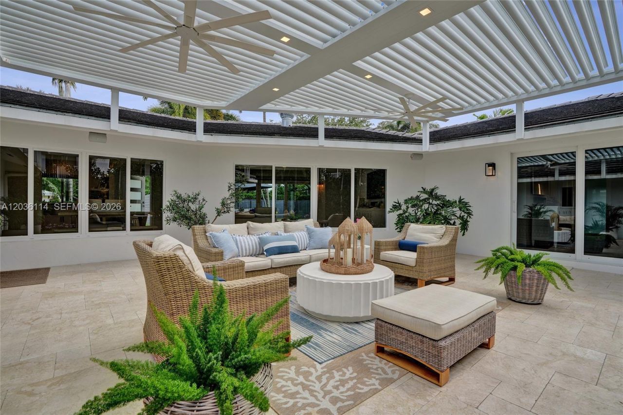 2701 NE 30th St, Fort Lauderdale, FL 33306 Photo