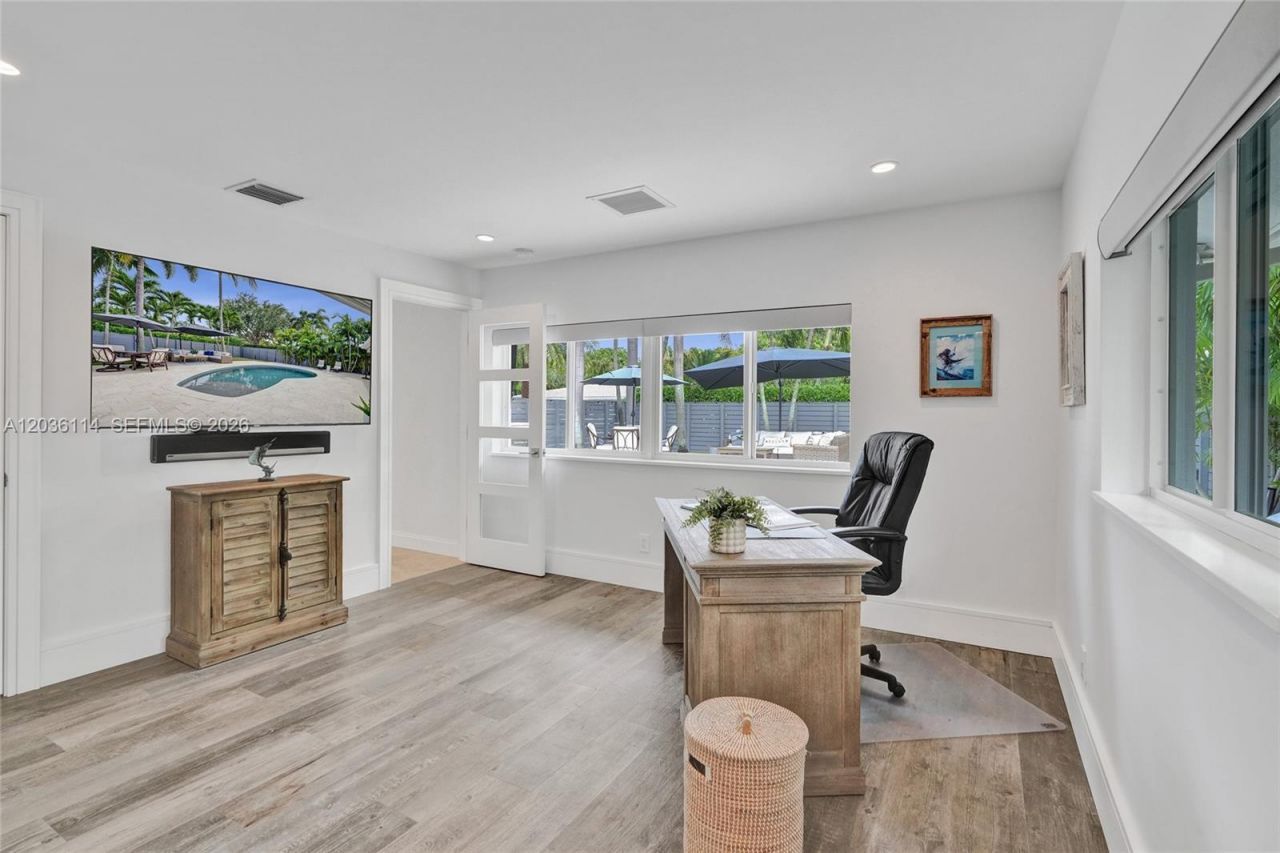 2701 NE 30th St, Fort Lauderdale, FL 33306 Photo