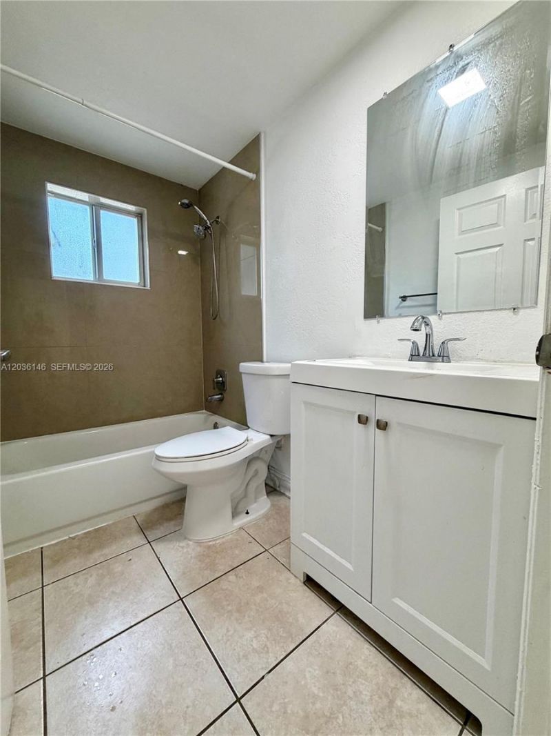 4271 NW 5th St, Unit 128, Plantation, FL 33317 Photo