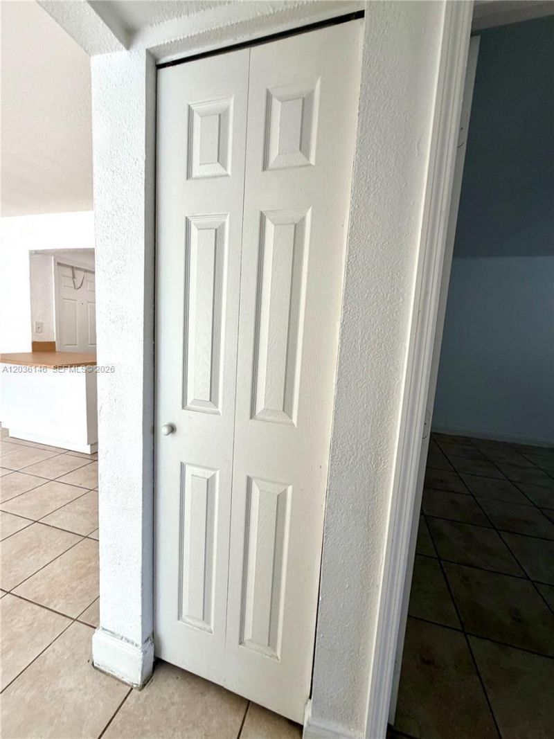 4271 NW 5th St, Unit 128, Plantation, FL 33317 Photo
