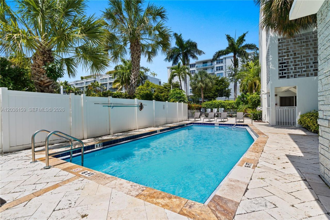 10001 W Bay Harbor Dr, Unit 202, Bay Harbor Islands, FL 33154 Photo