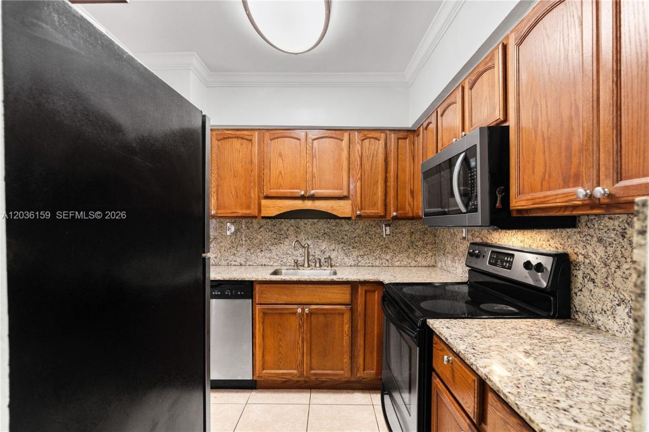 10001 W Bay Harbor Dr, Unit 202, Bay Harbor Islands, FL 33154 Photo