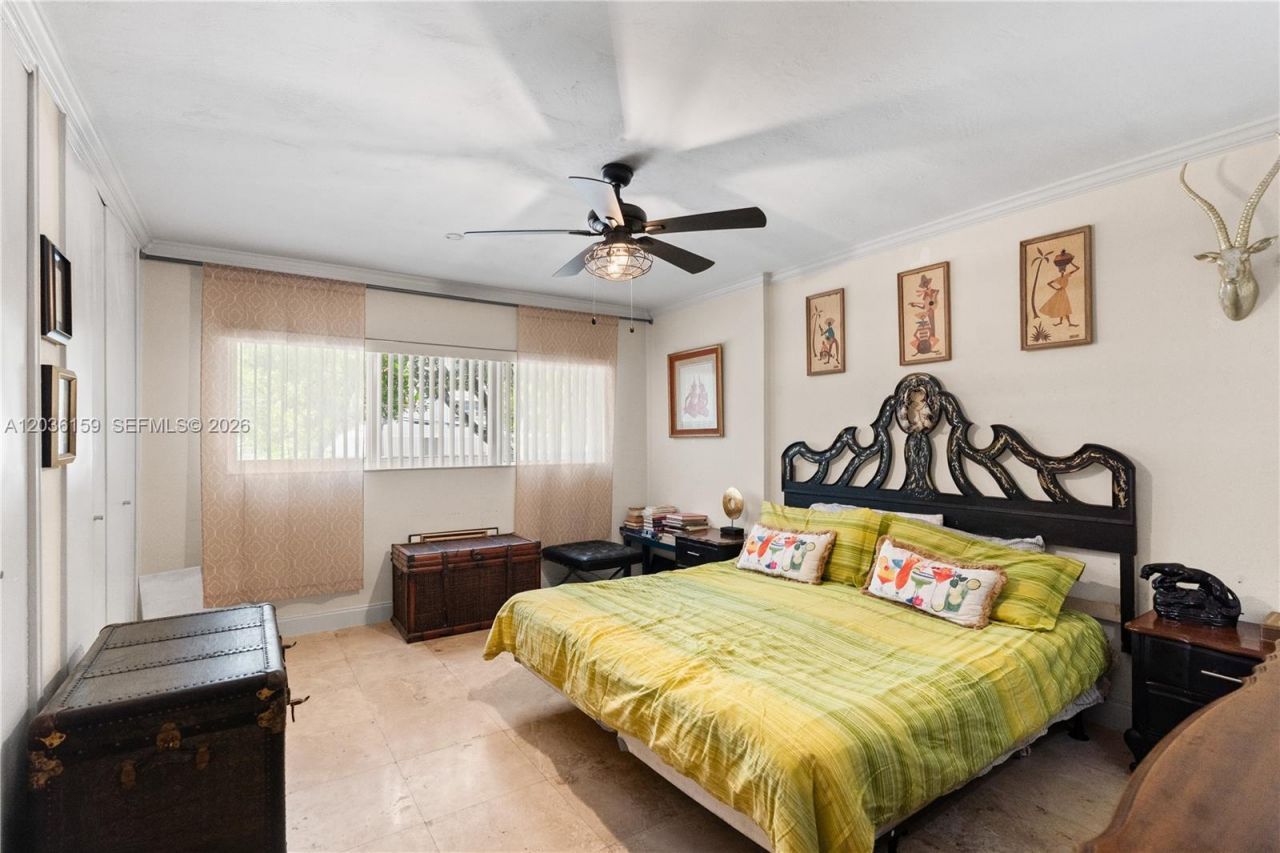 10001 W Bay Harbor Dr, Unit 202, Bay Harbor Islands, FL 33154 Photo