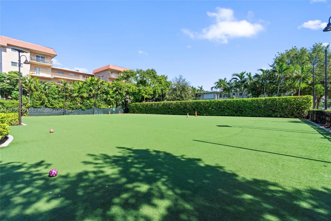 10001 W Bay Harbor Dr, Unit 202, Bay Harbor Islands, FL 33154 Photo