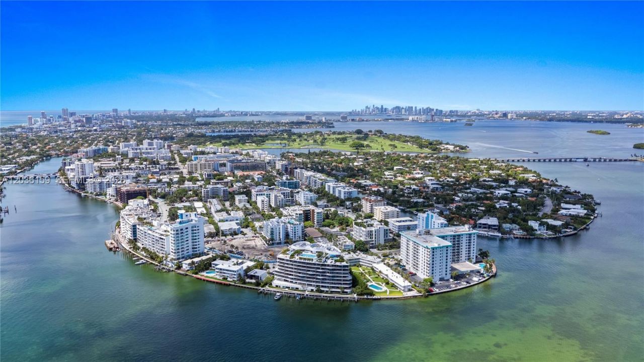 10001 W Bay Harbor Dr, Unit 202, Bay Harbor Islands, FL 33154 Photo