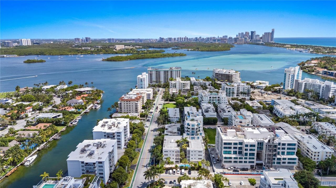 10001 W Bay Harbor Dr , Unit 202, Bay Harbor Islands, FL 33154 Photo