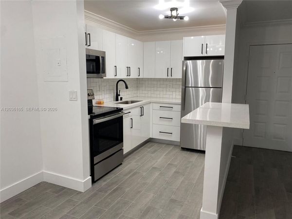 15550 SW 80th St , Unit E-207, Miami, FL 33193