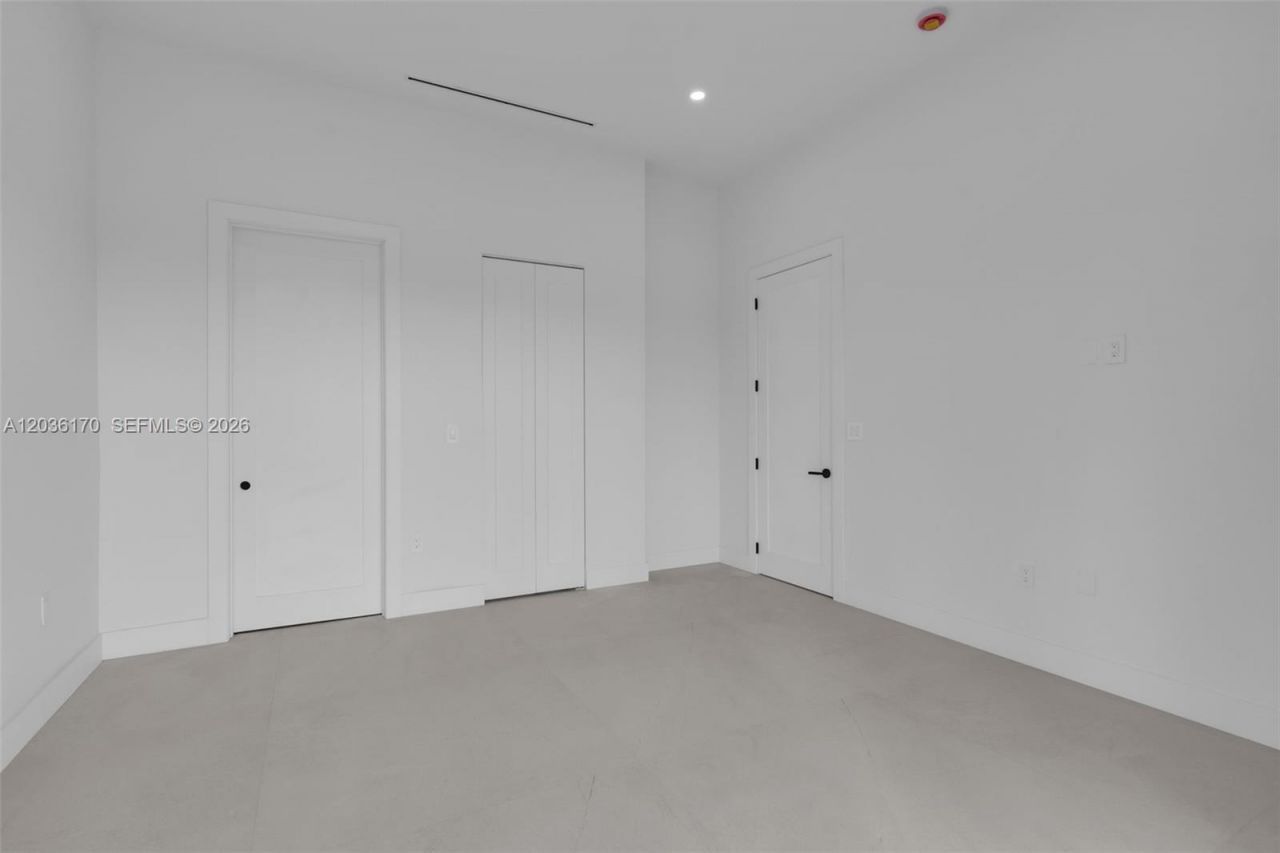 6438 SW 23rd St , Miami, FL 33155 Photo