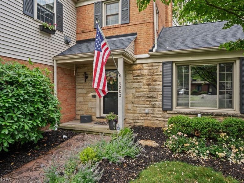 3202 W 165th Street, Cleveland, OH 44111 Photo 3