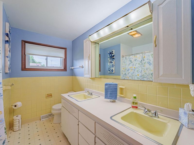 23 Dronfield Road, Troy, OH 45373 Photo 17