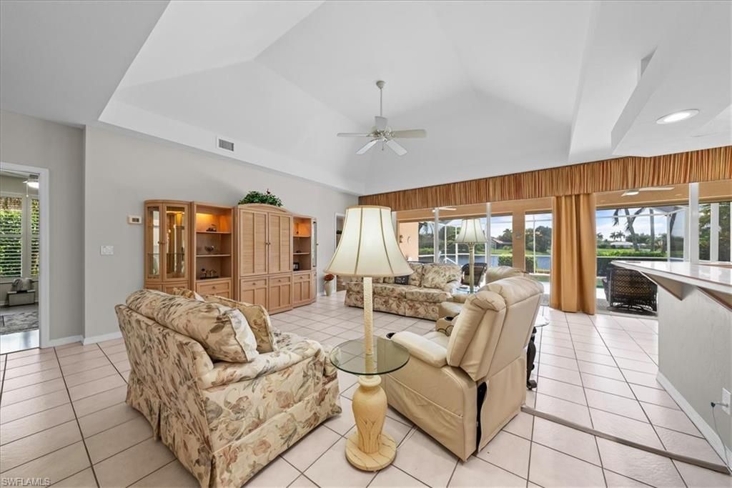 10848 Longshore Way W, Naples, FL 34119 Photo