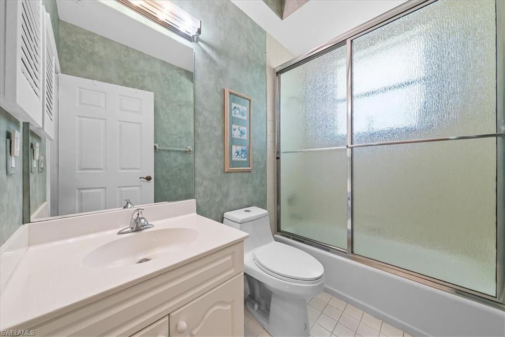 10848 Longshore Way W, Naples, FL 34119 Photo