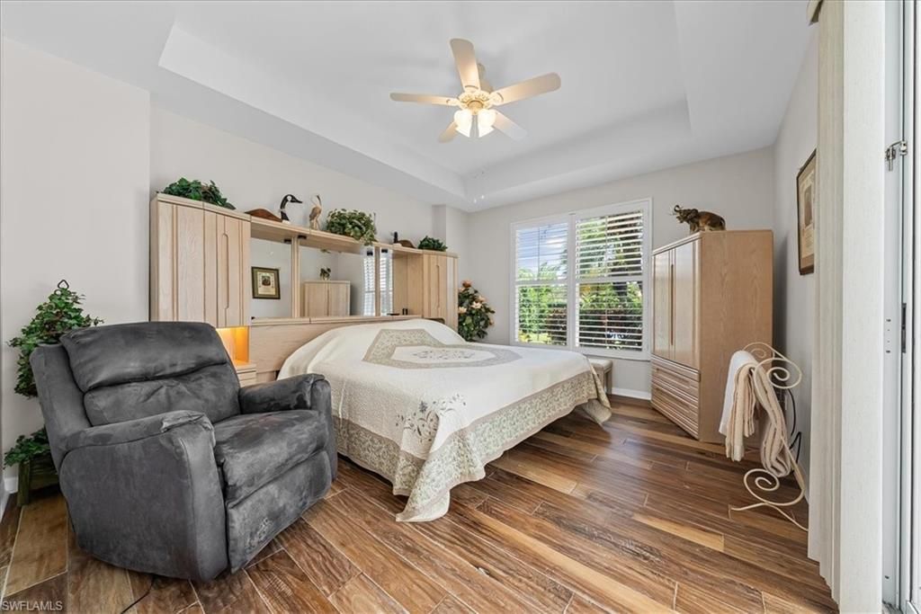 10848 Longshore Way W, Naples, FL 34119 Photo