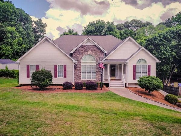 168 Magnolia Drive , Douglasville, GA 30134