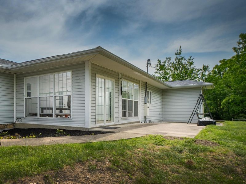 12345 Pleasant Valley Road NE, Utica, OH 43080 Photo 6