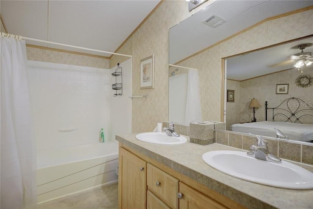 2500 Arbuckle Shores Road , Frostproof, FL 33843 Photo