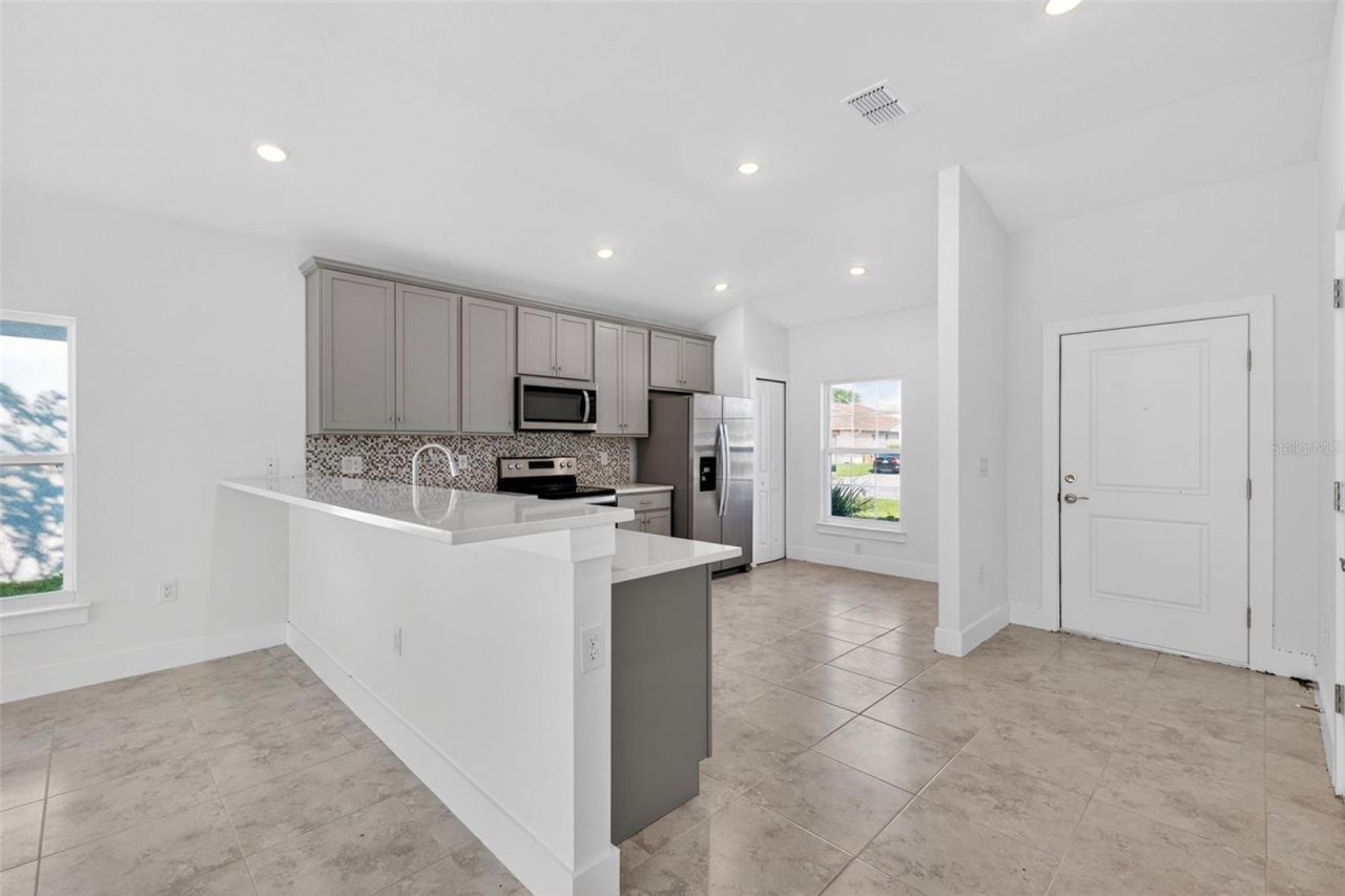 605 Rose Apple Circle , Port Charlotte, FL 33954 Photo
