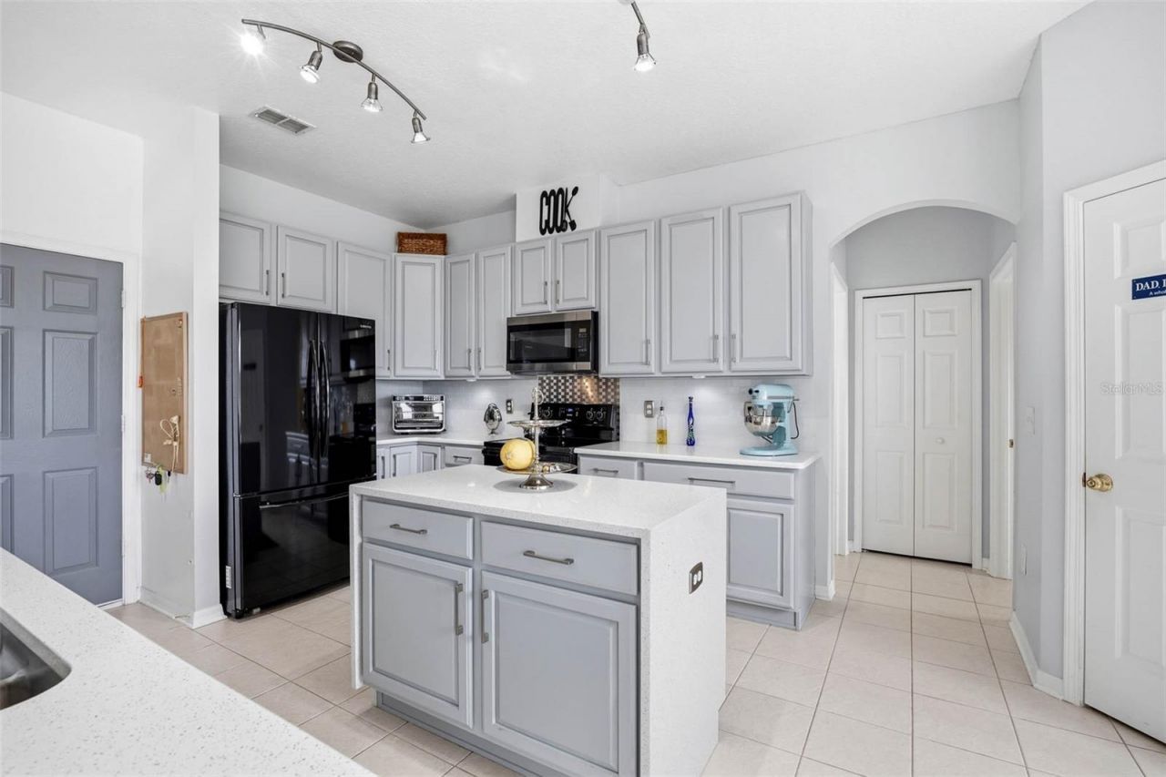 4215 Maplehurst Way , Spring Hill, FL 34609 Photo
