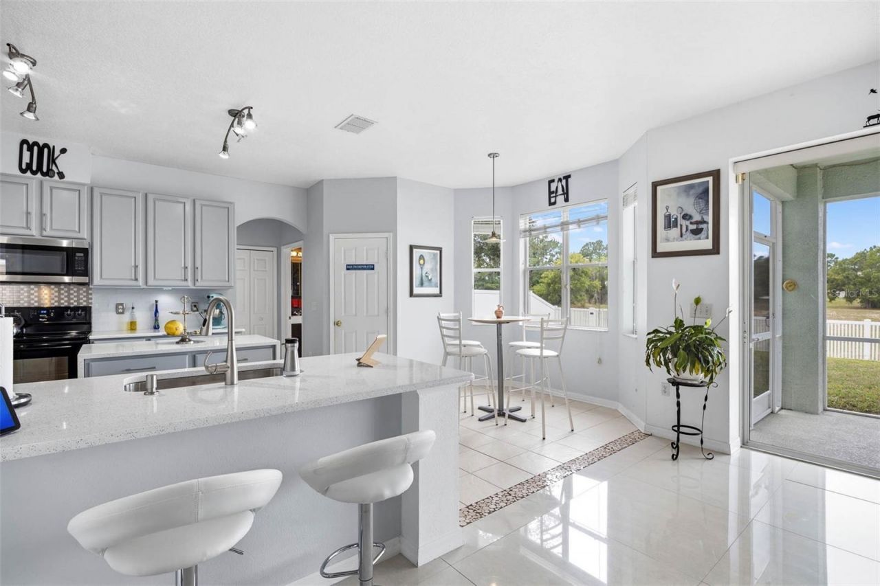 4215 Maplehurst Way , Spring Hill, FL 34609 Photo