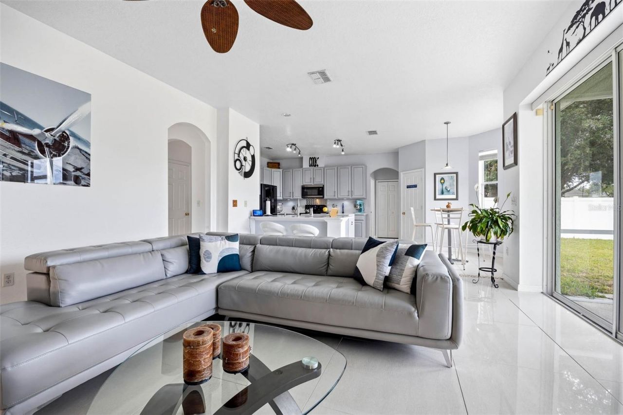4215 Maplehurst Way , Spring Hill, FL 34609 Photo