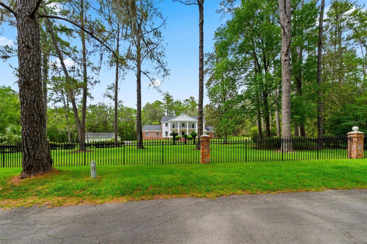 7216 NW 20th Place, Gainesville, FL 32605 Photo