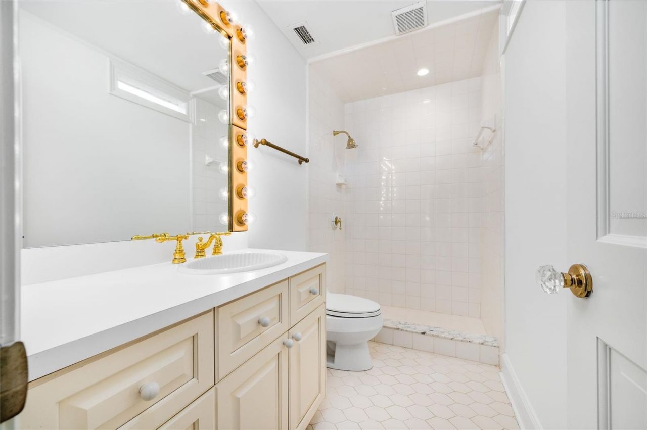 7216 NW 20th Place, Gainesville, FL 32605 Photo