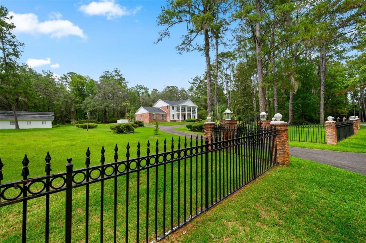 7216 NW 20th Place, Gainesville, FL 32605 Photo