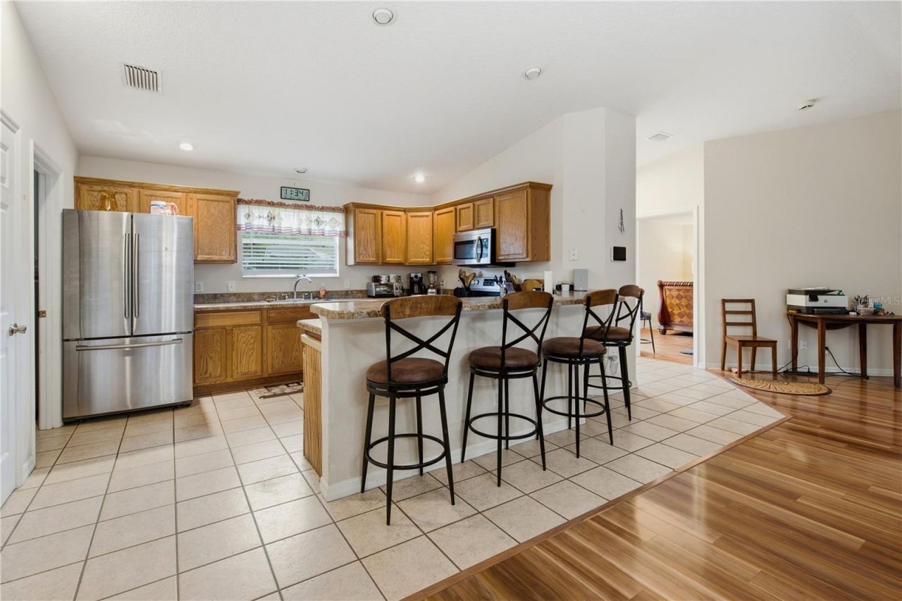 16723 SE 173rd Terrace Road, Weirsdale, FL 32195 Photo