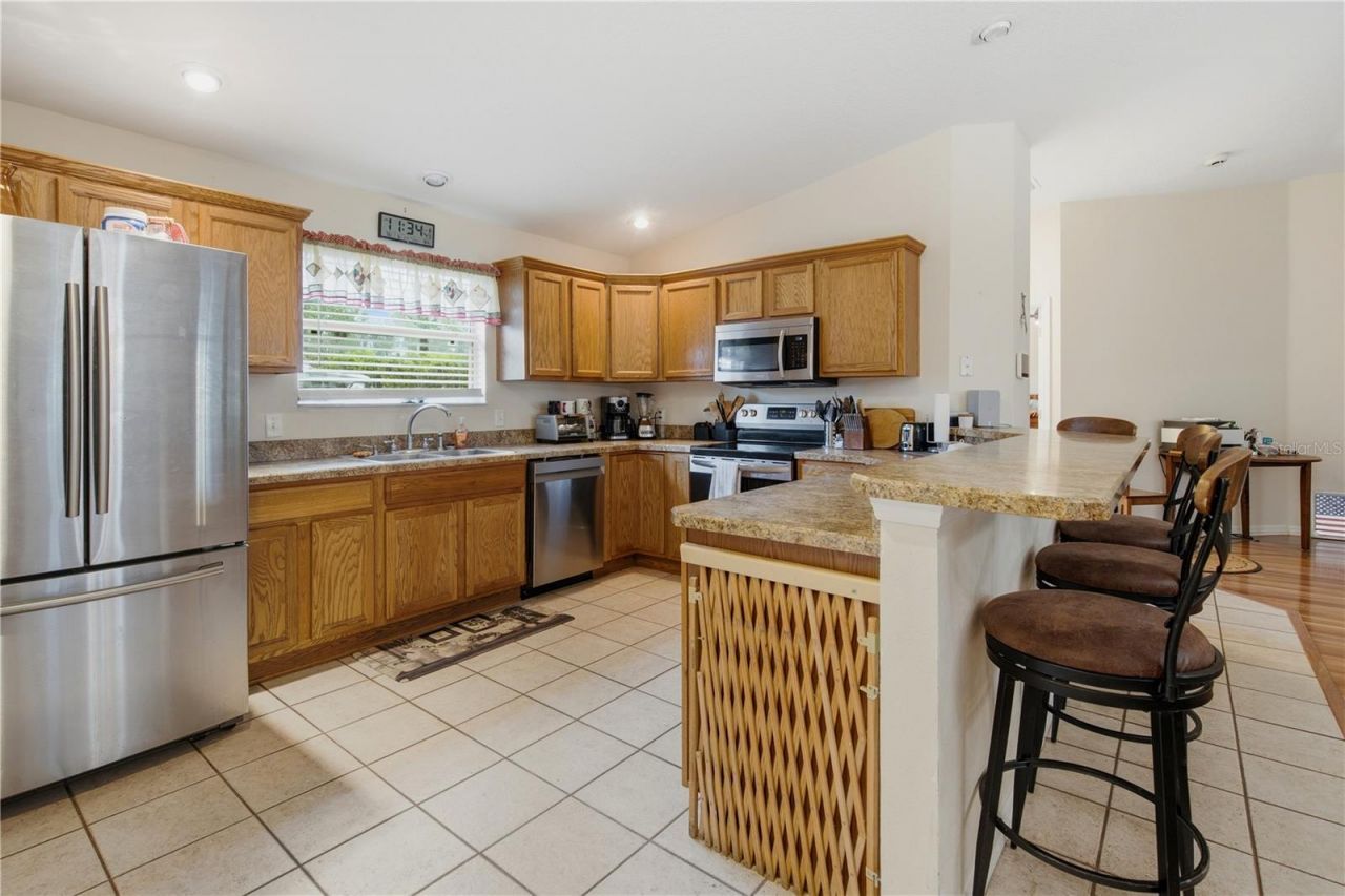 16723 SE 173rd Terrace Road, Weirsdale, FL 32195 Photo