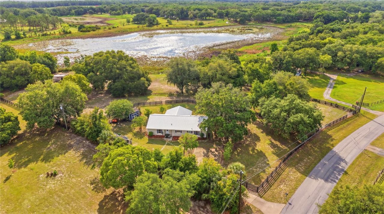 16723 SE 173rd Terrace Road, Weirsdale, FL 32195 Photo