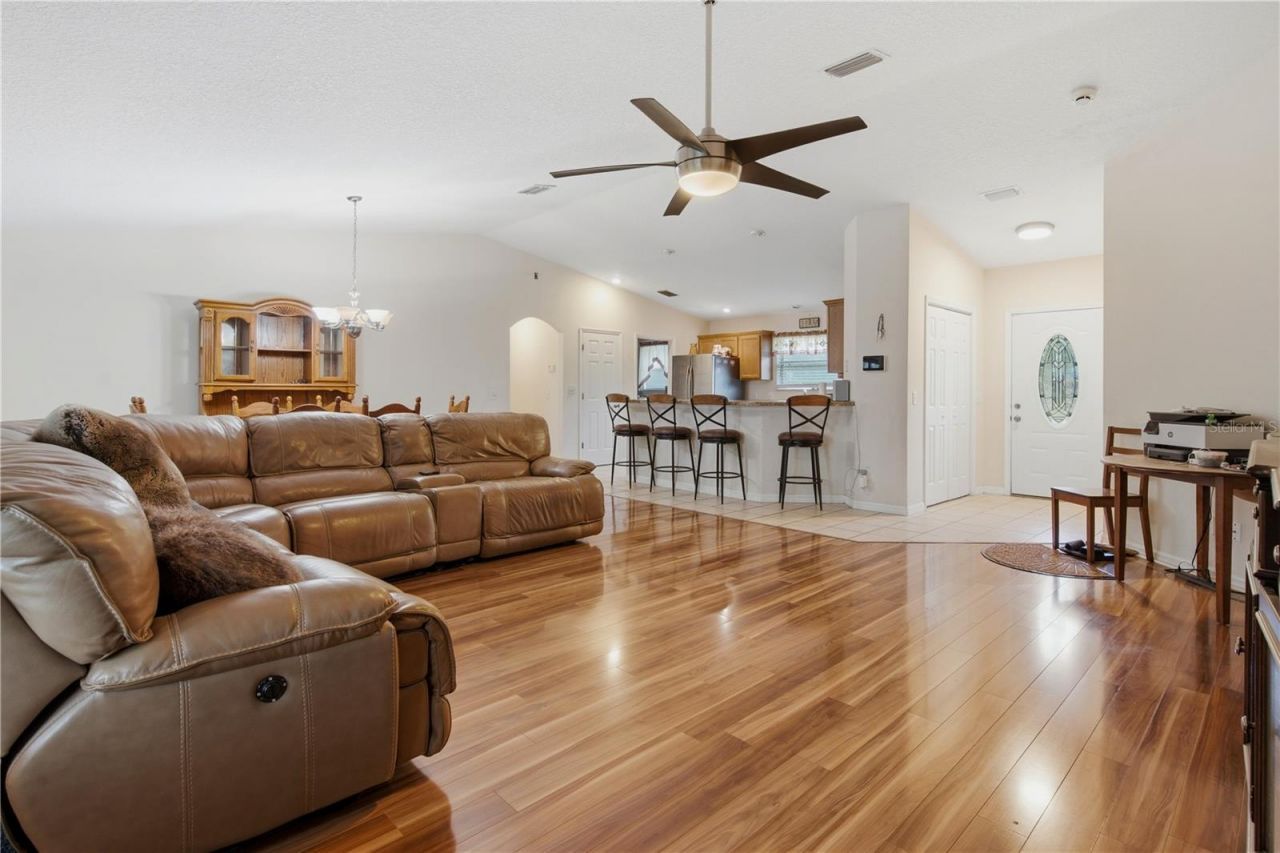 16723 SE 173rd Terrace Road, Weirsdale, FL 32195 Photo