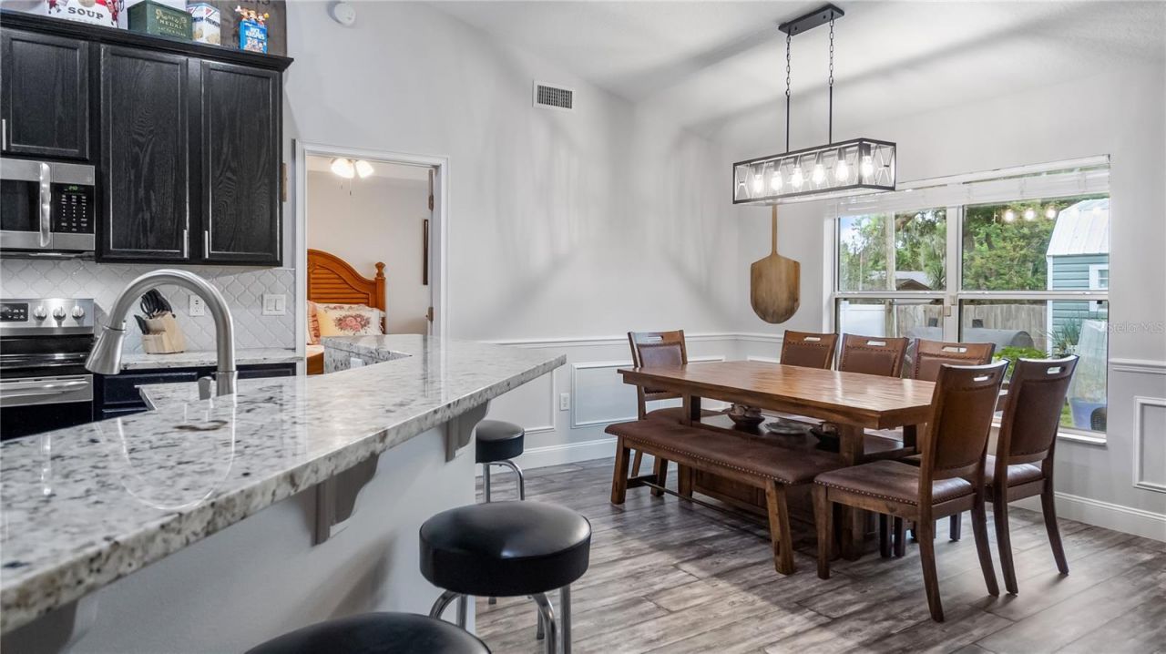 406 S Palm Avenue, Howey in the Hills, FL 34737 Photo