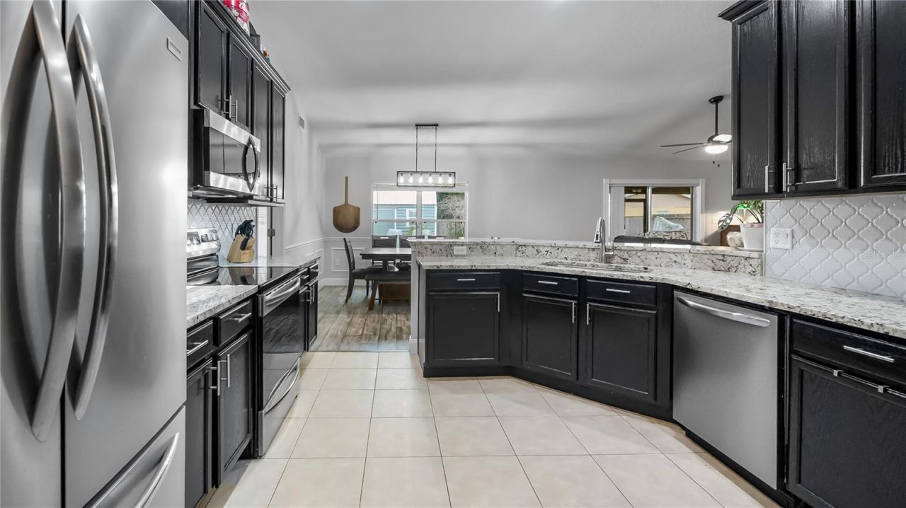 406 S Palm Avenue, Howey in the Hills, FL 34737 Photo