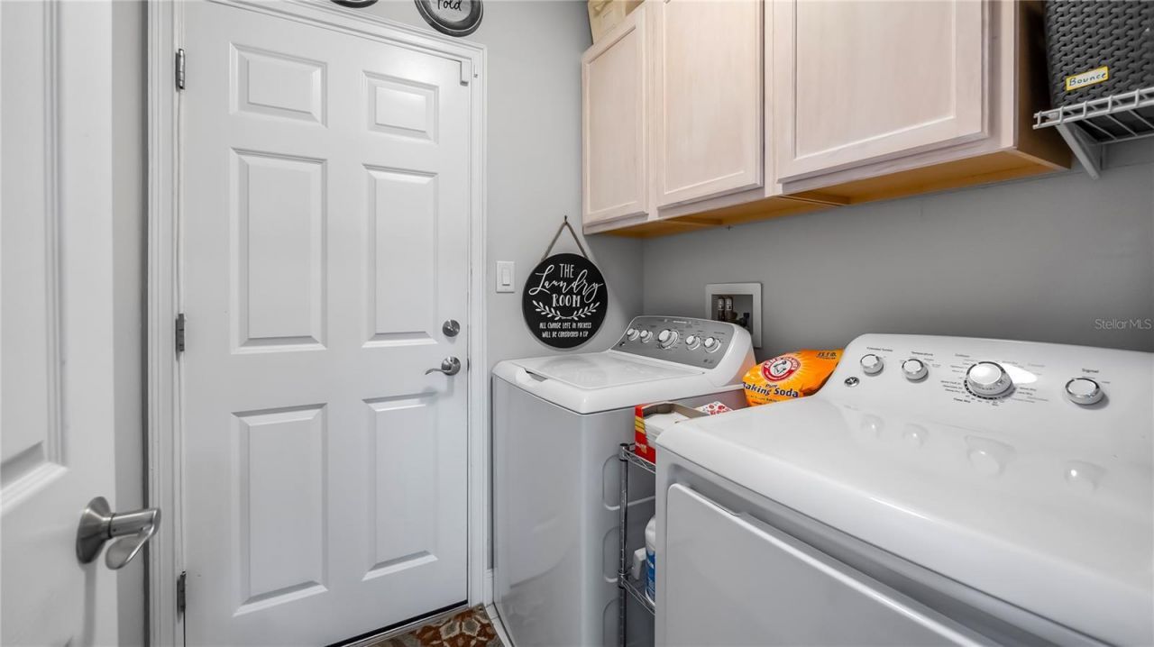 406 S Palm Avenue, Howey in the Hills, FL 34737 Photo