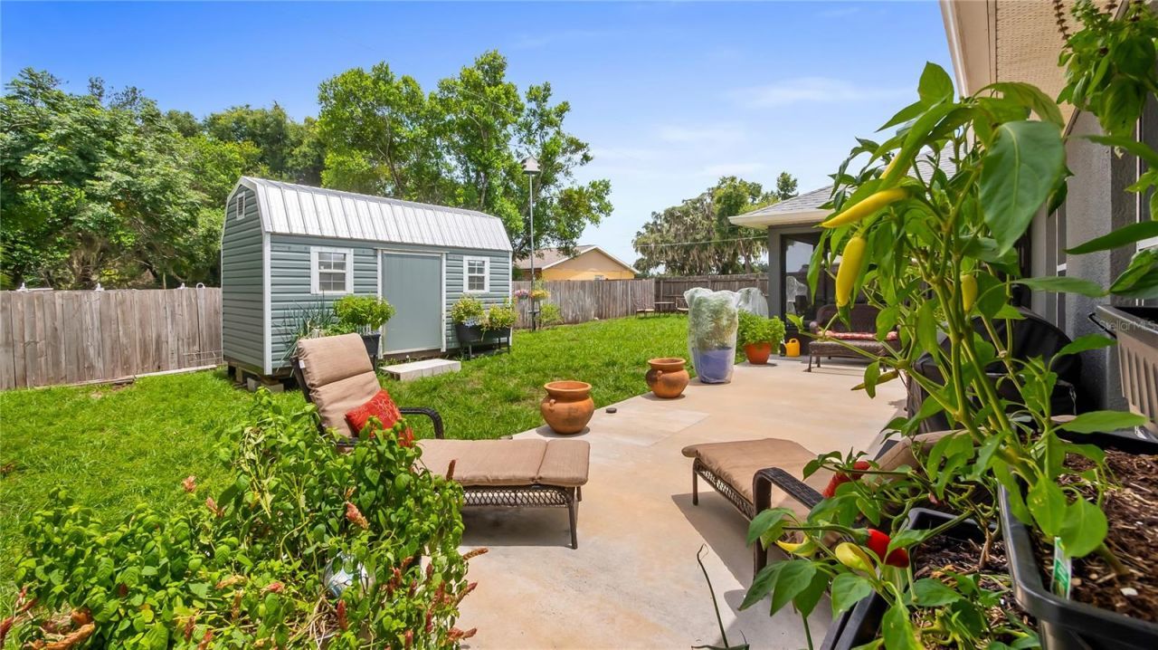 406 S Palm Avenue, Howey in the Hills, FL 34737 Photo