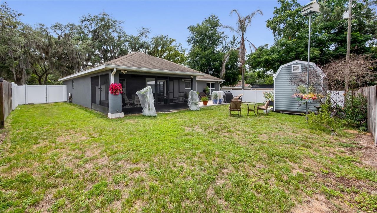 406 S Palm Avenue, Howey in the Hills, FL 34737 Photo
