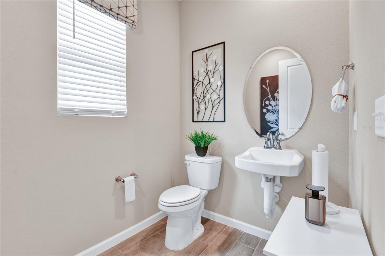 180 Blue Star Court , Tavares, FL 32778 Photo