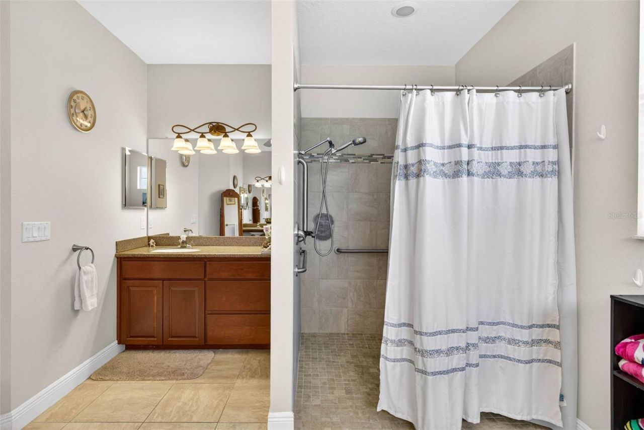32449 Laurel Court, San Antonio, FL 33576 Photo