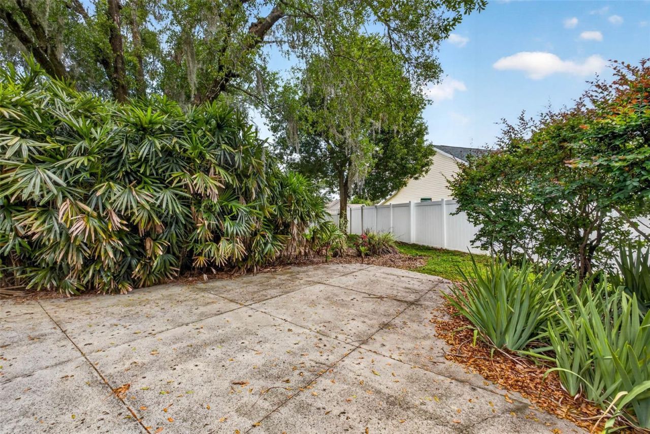 32449 Laurel Court, San Antonio, FL 33576 Photo