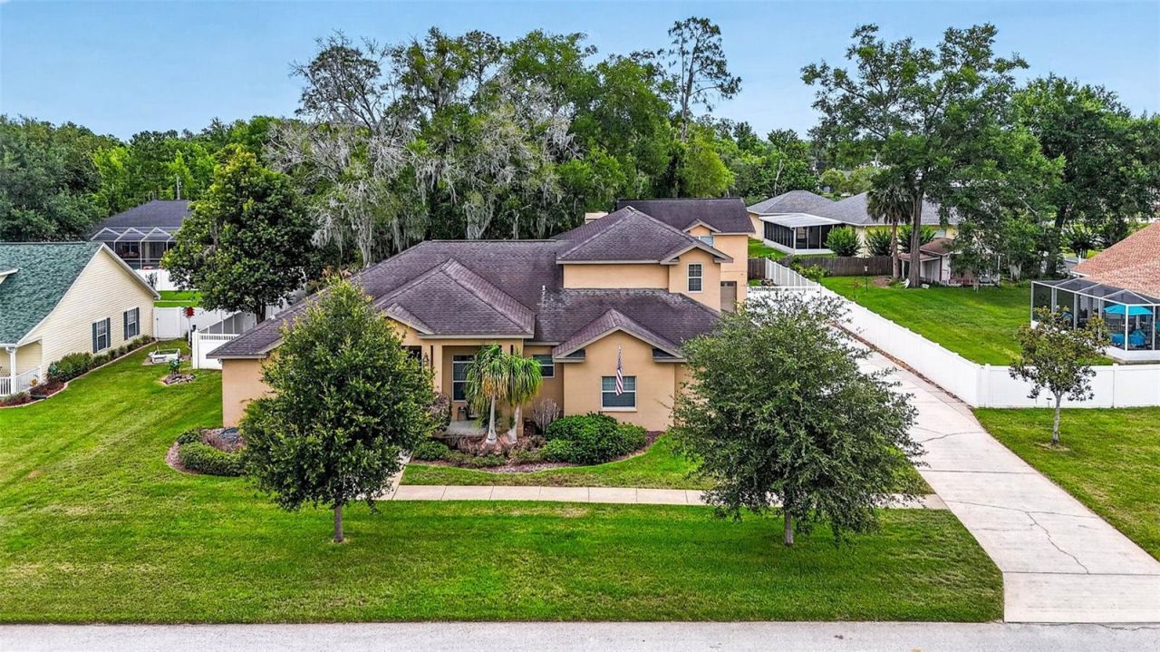 32449 Laurel Court, San Antonio, FL 33576 Photo