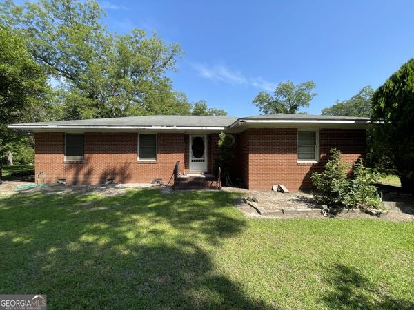 218 W Peter Street, Cochran, GA 31014
