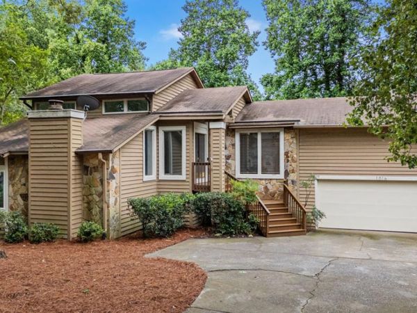 1016 Muirfield Drive, Marietta, GA 30068