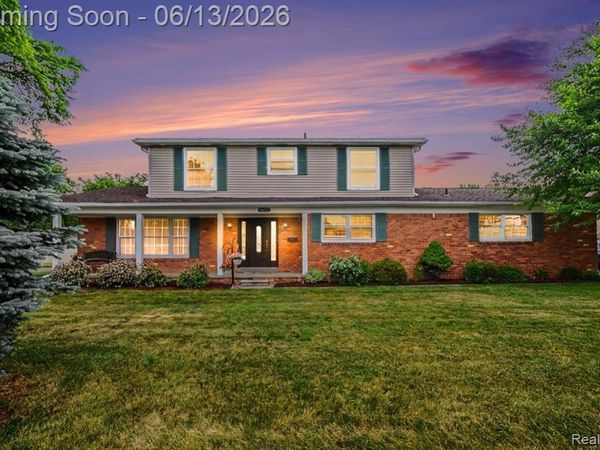 6653 Flintlock Ridge, Shelby Twp, MI 48317