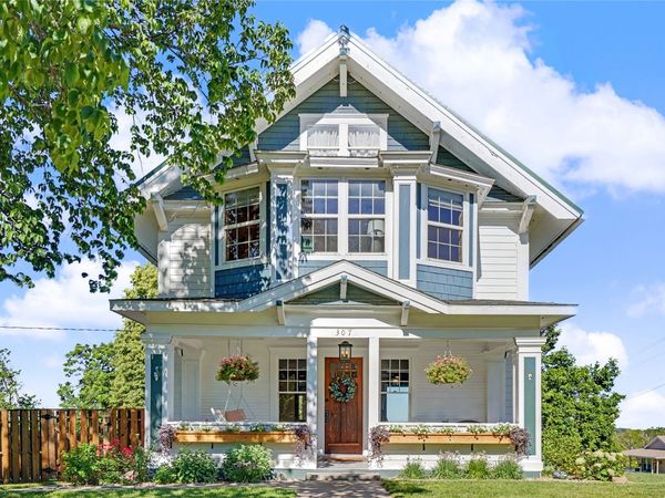 307 N 7th Street, Guthrie Center, IA 50115